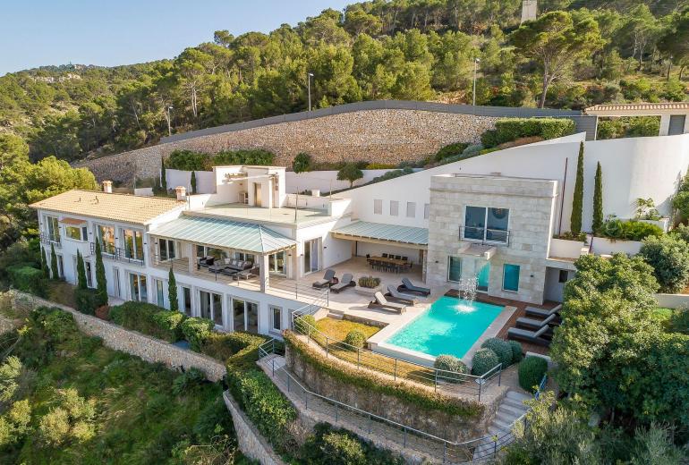 Mal008 - Luxury villa in top location, Mallorca.