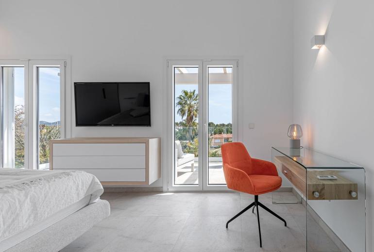 Mal012 - Villa en zona exclusiva, Mallorca.