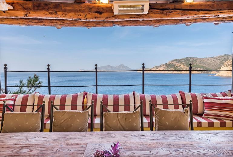 Mal014 - Villa en la península privada, Mallorca
