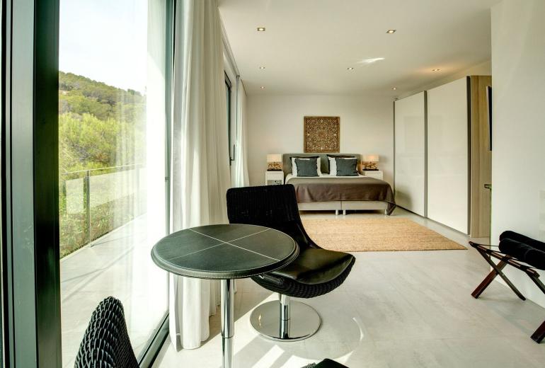 Ibi021 - Modern luxury villa with privacy, Ibiza