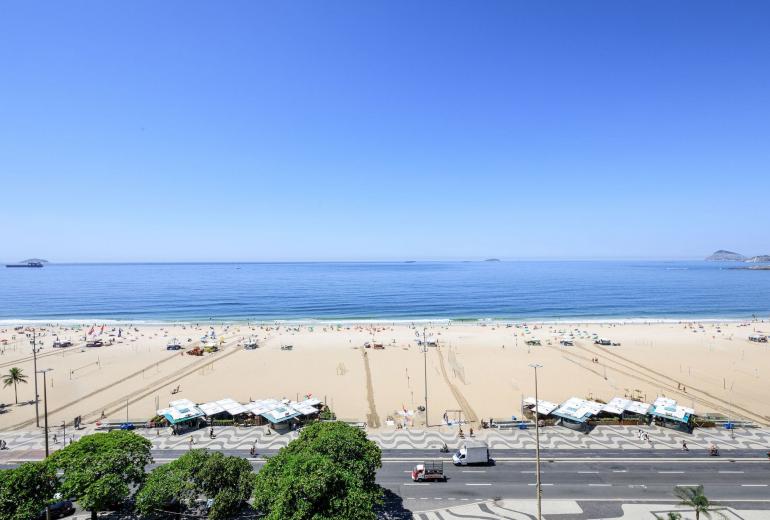 Rio130 - Excepcional apartamento frente mar em Copacabana