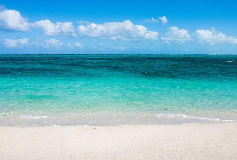 Tci001 – Elegant beachfront villa in Turtle Cove