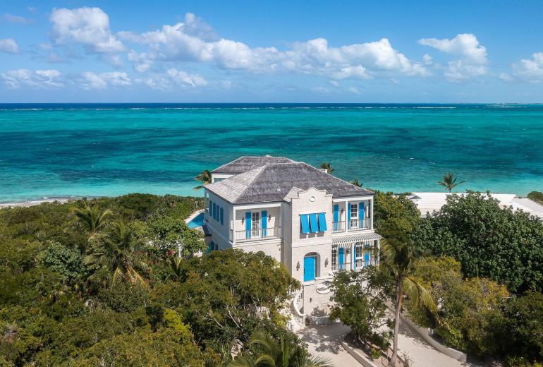 Tci001 – Elegant beachfront villa in Turtle Cove