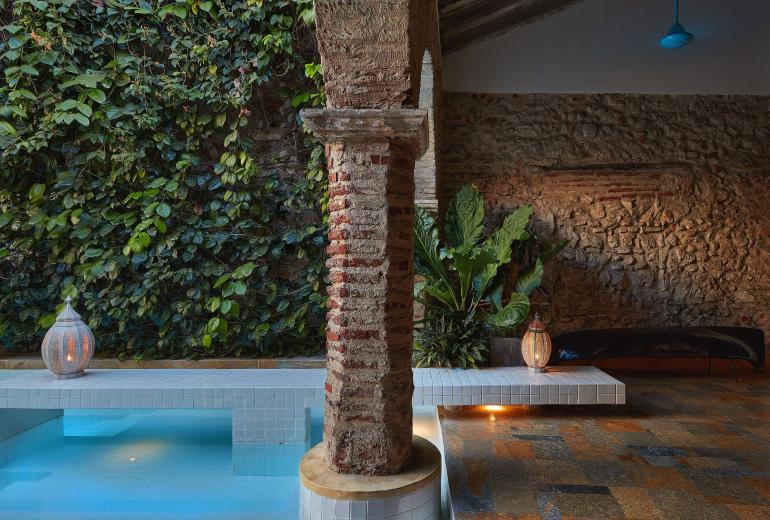 Car106 - Villa increíble con piscina en Getsemaní, Cartagena