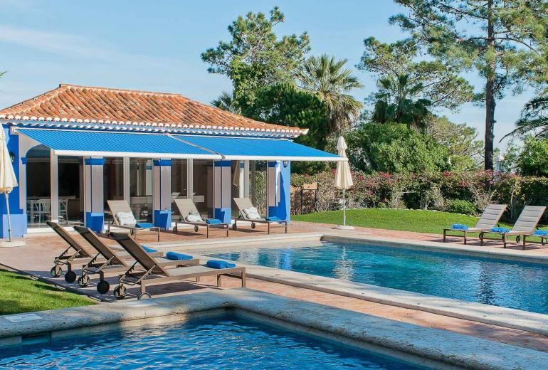 Alg007 - Charmosa casa no Algarve