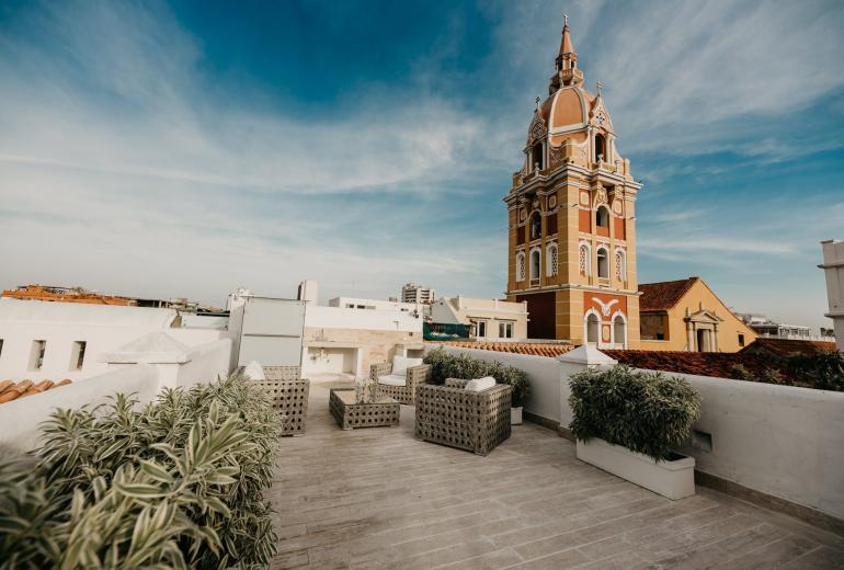 Car110 - Precioso penthouse en el Centro Histórico