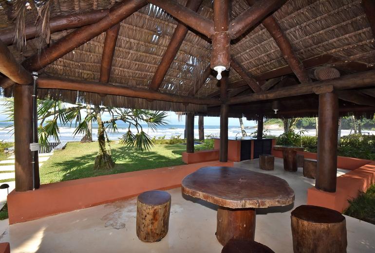 Gua003 - Linda casa pé na areia na Praia do Engenho
