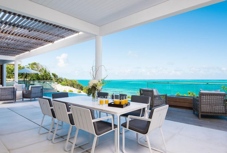 Tci024 – Lujosa villa frente a la playa en Turks and Caicos