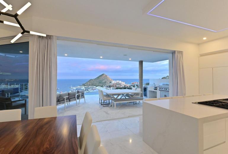 Cab030 - Villa de 9 cuartos con vista al mar en Los Cabos