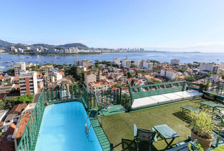 Rio154 - Appartement en triplex à Urca