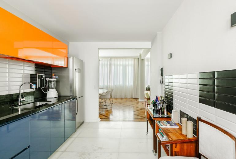 Rio242 - Charming apartment in Copacabana
