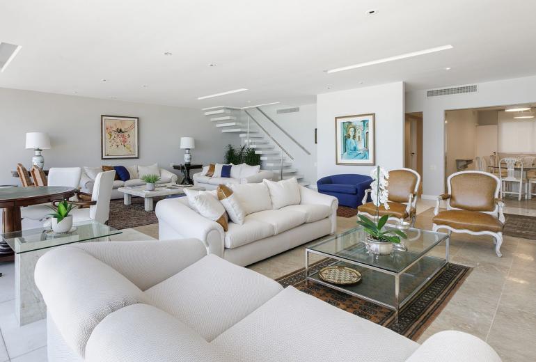 Rio257 - Duplex penthouse with sea view in Ipanema