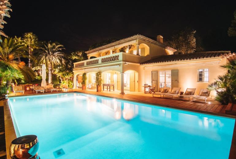 Azu051 - Amazing luxury villa with pool in St. Tropez