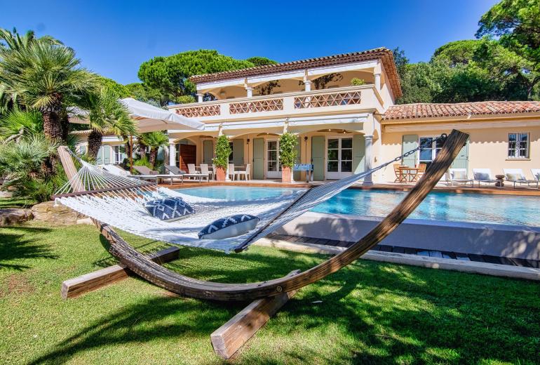 Azu051 - Amazing luxury villa with pool in St. Tropez