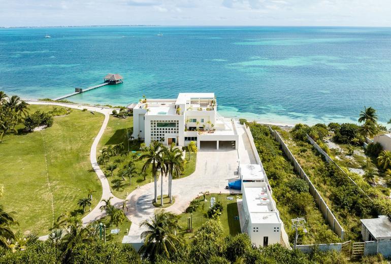 Can005 - Villa de lujo frente a la playa en Cancún