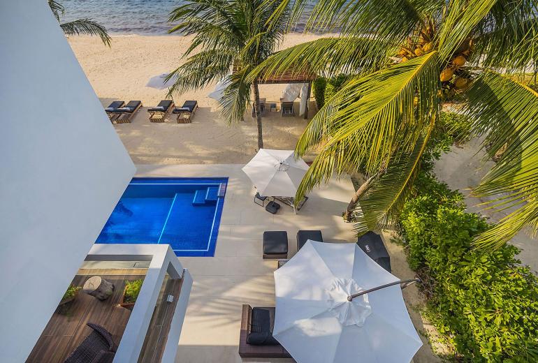 Coz001 - Wonderful Beachfront Villa in Cozumel