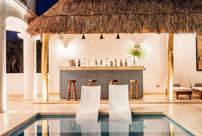 Tul059 - Charming beachfront villa in Tulum
