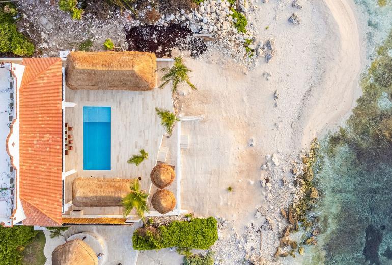 Tul059 - Charming beachfront villa in Tulum