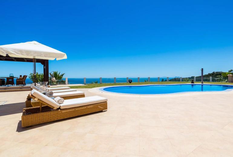 Mbl009 - Lujosa villa con vistas en Marbella.