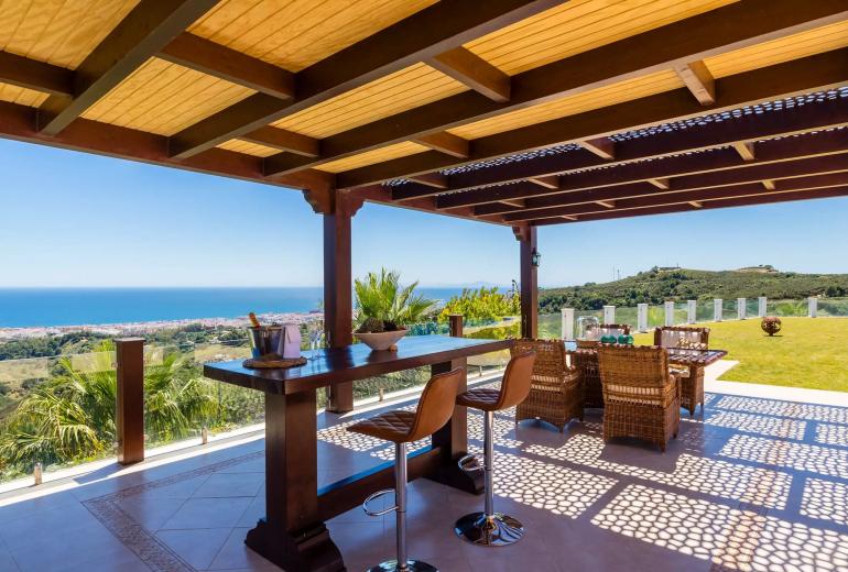 Mbl009 - Lujosa villa con vistas en Marbella.