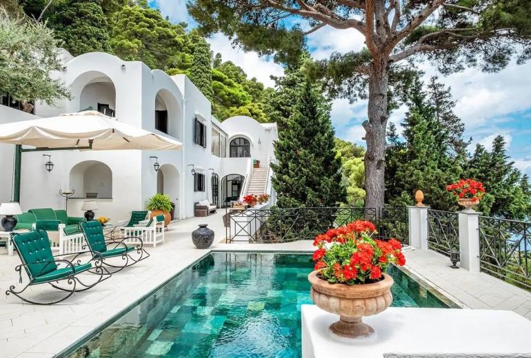 Cam005 - Une villa exceptionnelle sur l'île de Capri