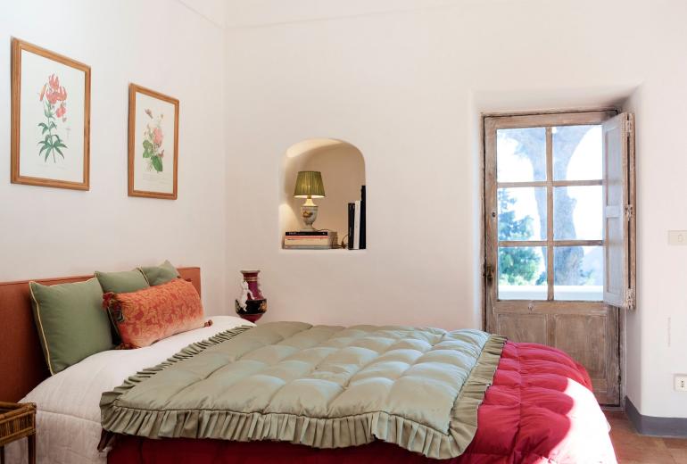 Cam017 - Uma Villa com Piscina na Ilha de Capri