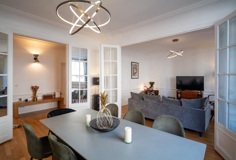 Par101 - 3 bedroom apartment in Paris, 16th