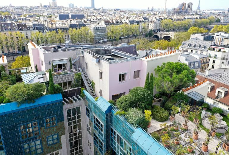 Par004 - 2000m2 penthouse for events in Paris