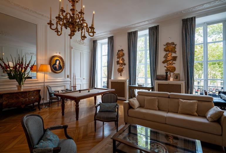 Idf108 - A stunning apartment in Versailles
