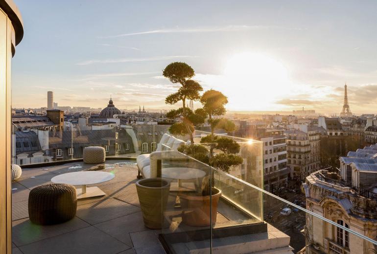 Par006 - Appartement toit-terrasse unique à Paris