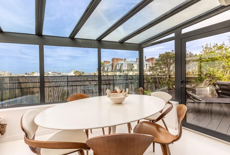 Par048 - Appartement avec terrasse et vues à Paris
