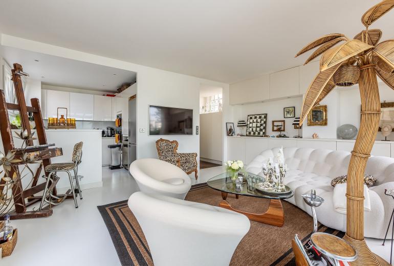 Par048 - Appartement avec terrasse et vues à Paris
