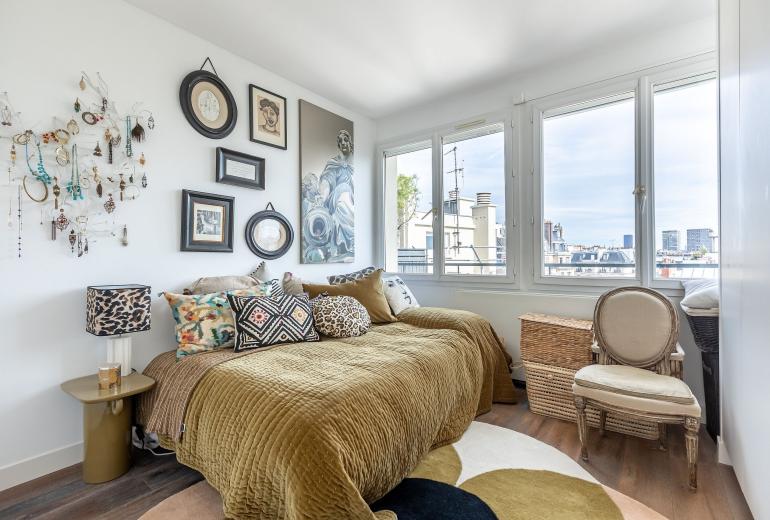 Par048 - Appartement avec terrasse et vues à Paris