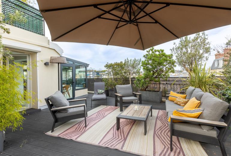 Par048 - Appartement avec terrasse et vues à Paris