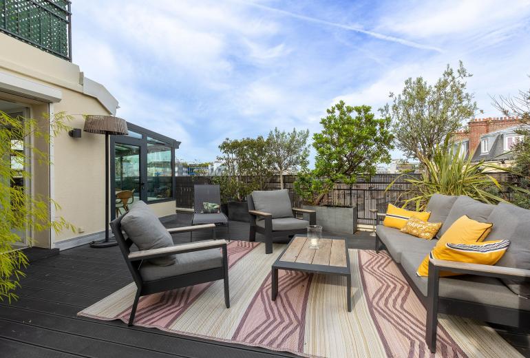 Par048 - Appartement avec terrasse et vues à Paris