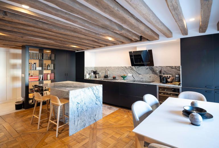 Par055 - Magnífico apartamento en Quai Saint Antoine