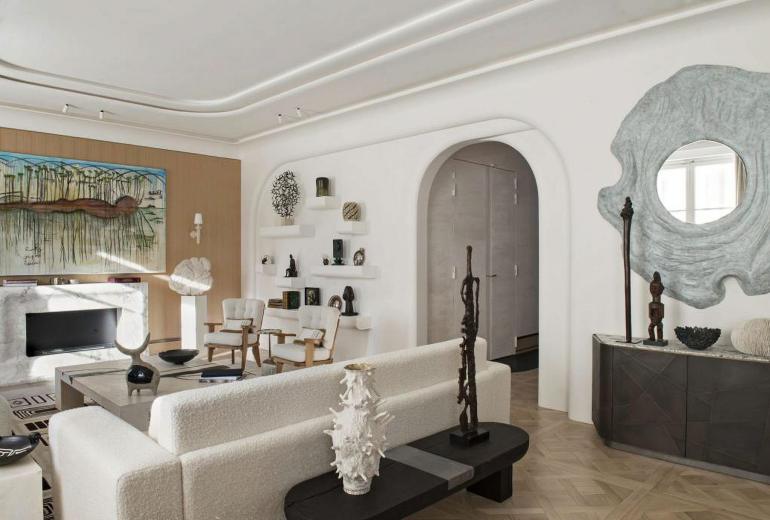 Par091 - Appartement luxueux de 230m² à Invalides