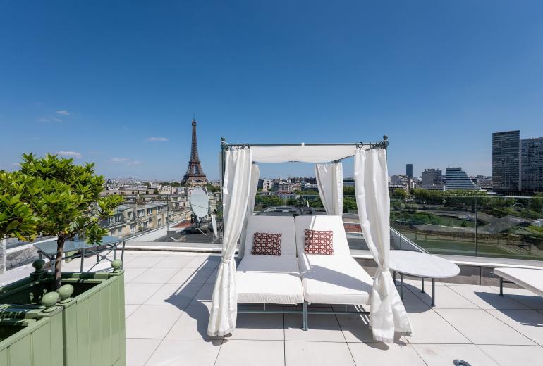 Par021 - Cobertura com piscina privada em Paris
