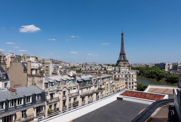 Par021 - Cobertura com piscina privada em Paris