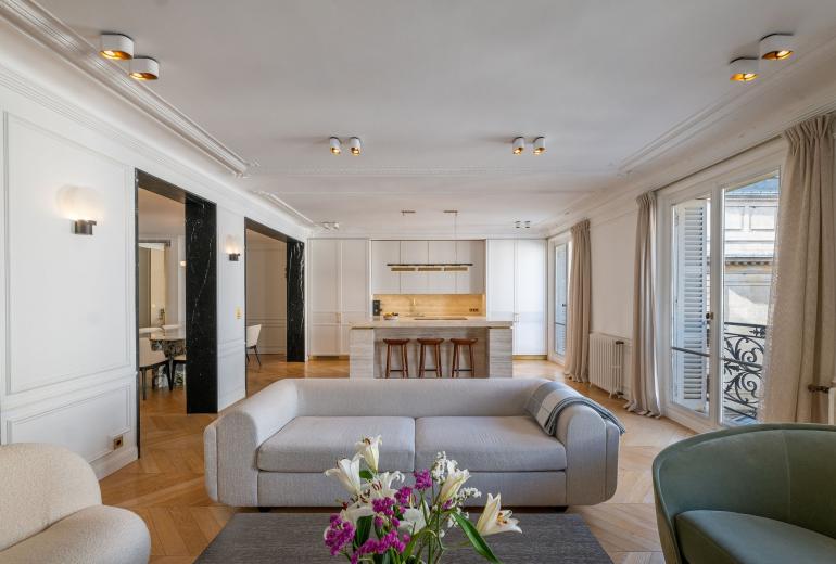 Par108 - Apartamento de luxo com 2 quartos em suíte.
