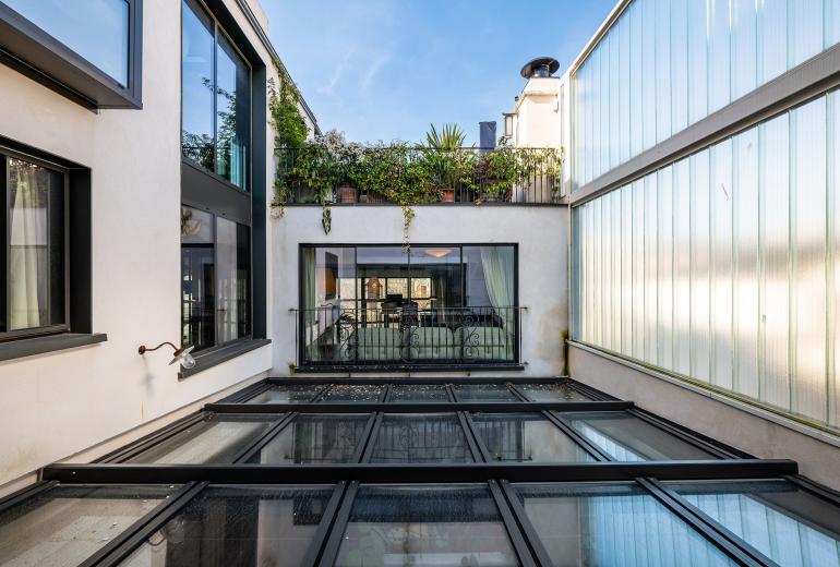 Par056 - Maison de ville opulente avec rooftop