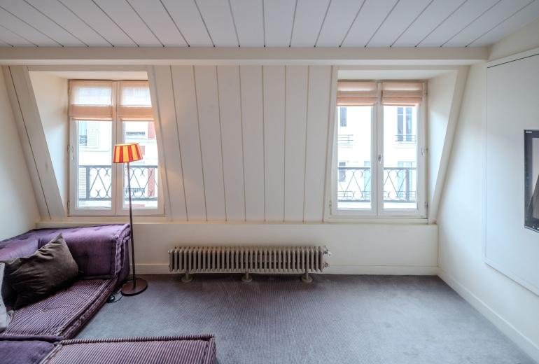 Par441 - Townhouse in Paris 7.