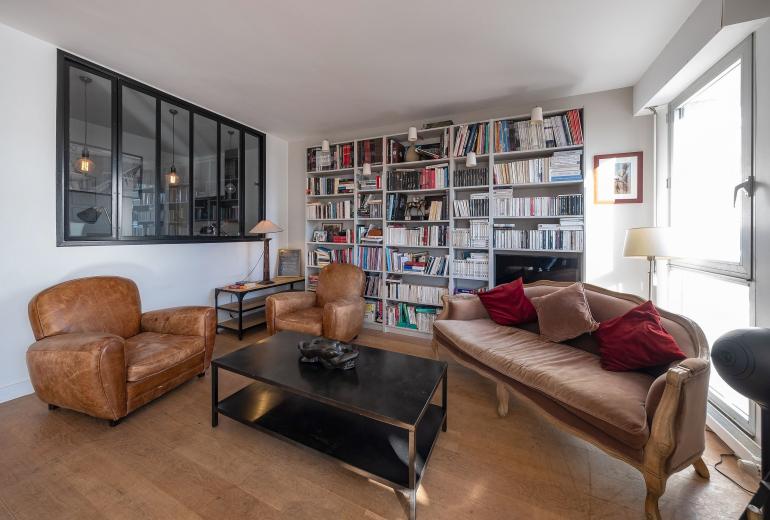 Par163 - Apartamento de 3 quartos em Paris
