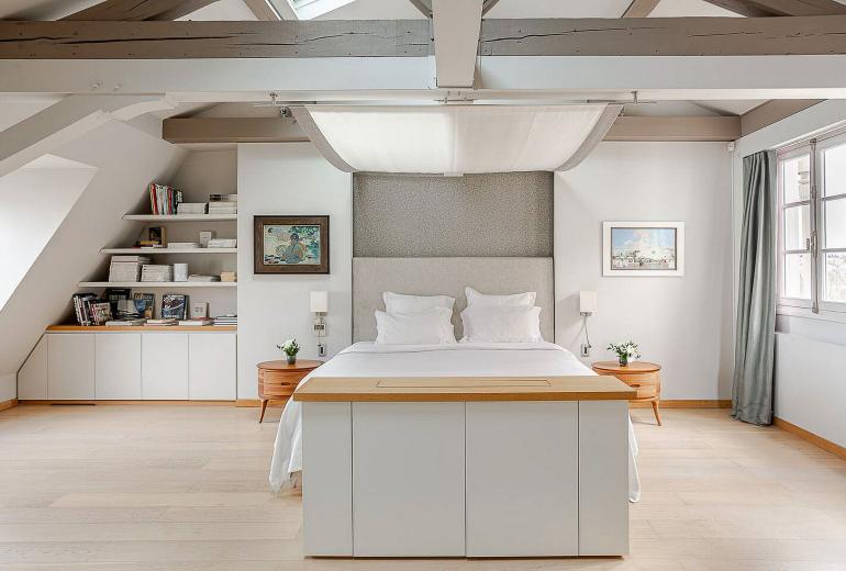 Par134 - Stunning apartment in St Germain des Prés