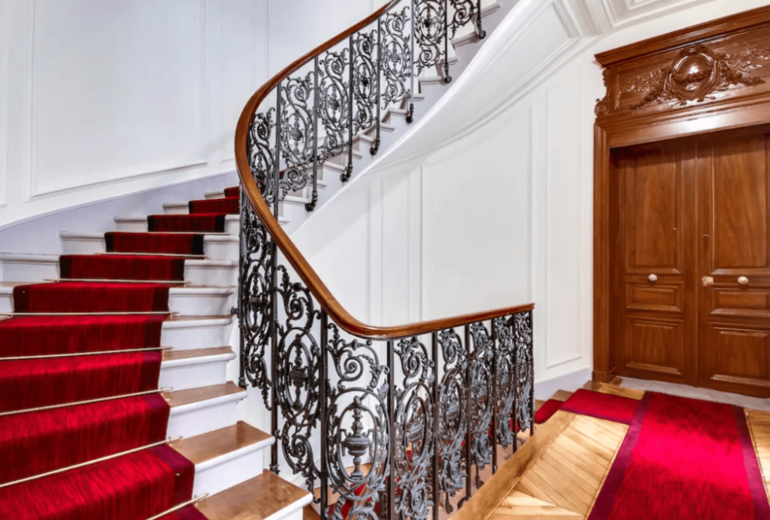 Par208 - Appartement 3 chambres à Paris 8