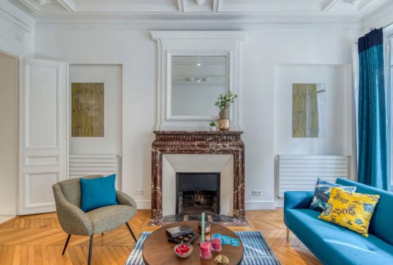 Par 10 - Apartamento de 2 suítes em Paris 8
