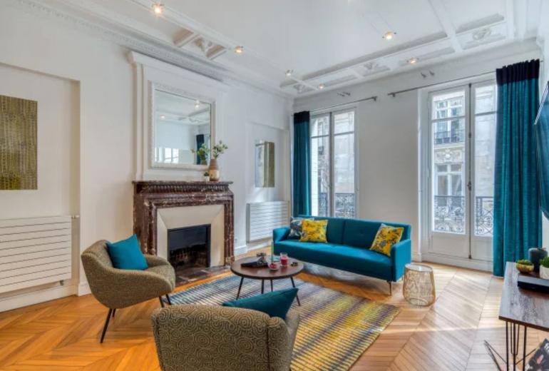 Par 10 - Apartamento de 2 suítes em Paris 8