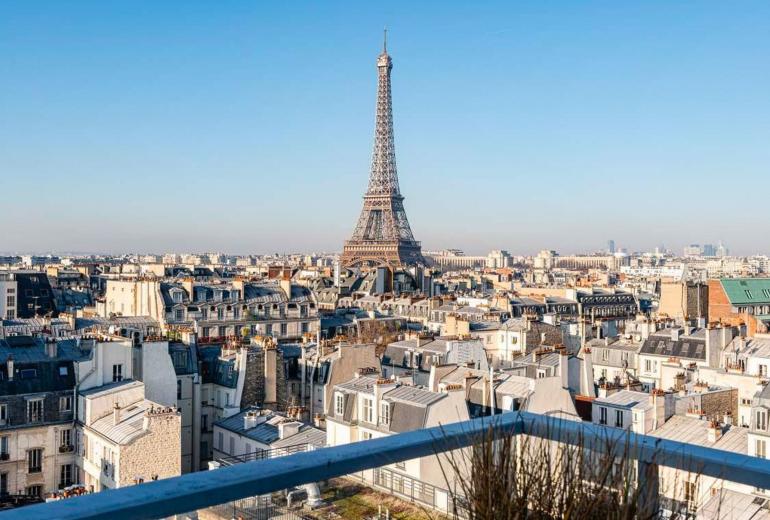 Par095 - Coberturas com vistas unicas em Paris