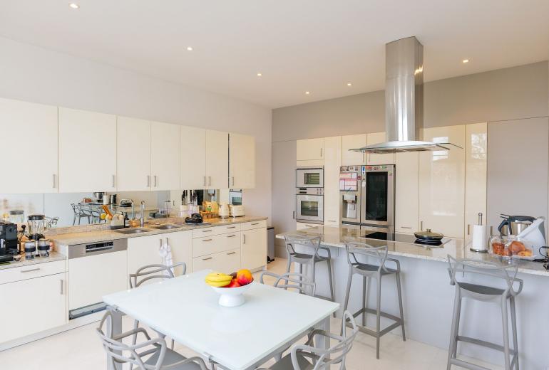 Par168 - Appartement de 3 suites avec vue