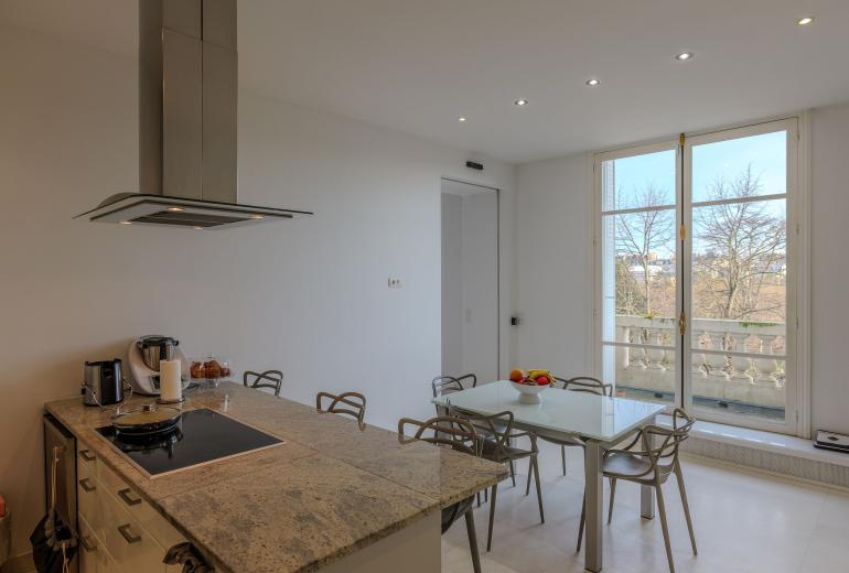 Par168 - Appartement de 3 suites avec vue